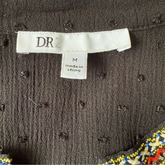 Boho Peasant Embroidered Swiss Dot Short Cap Sleeve Black Top Size Medium - Picture 6 of 10